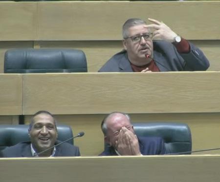 العجز الجنسي تثير ضحكات النواب  فيديو