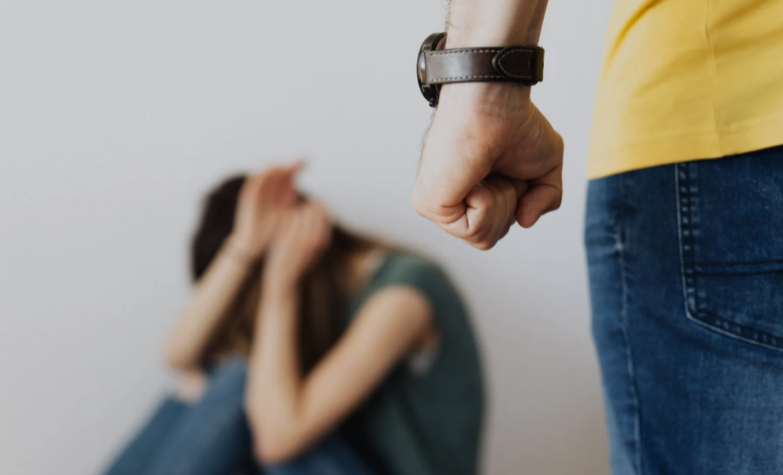 قوانين جديدة في بريطانيا هدفها استعادة ثقة النساء