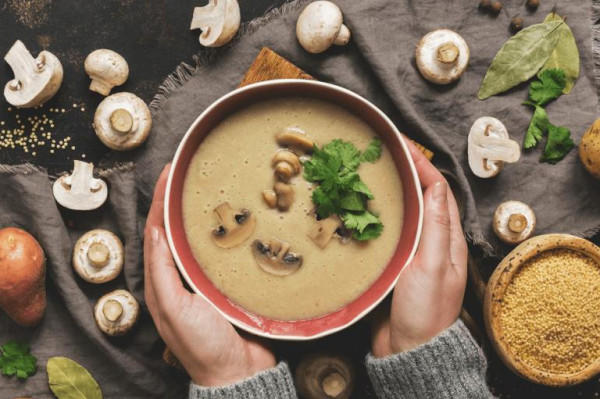 أطعمة تقيك البرد وتمنحك الدفء في الشتاء