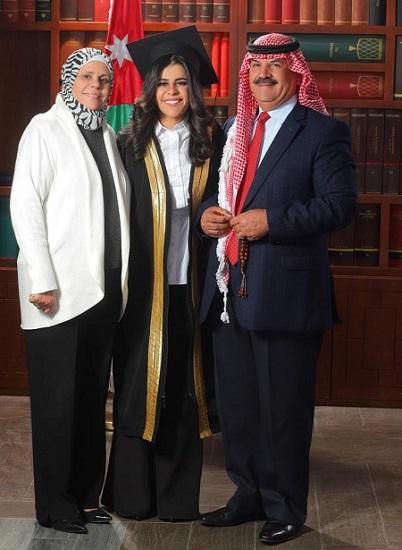  تهنئة لـ هزار سميح القرالة بالماجستير 