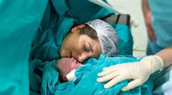 هل يتسبب لقاح كورونا فى الولادة المبكرة