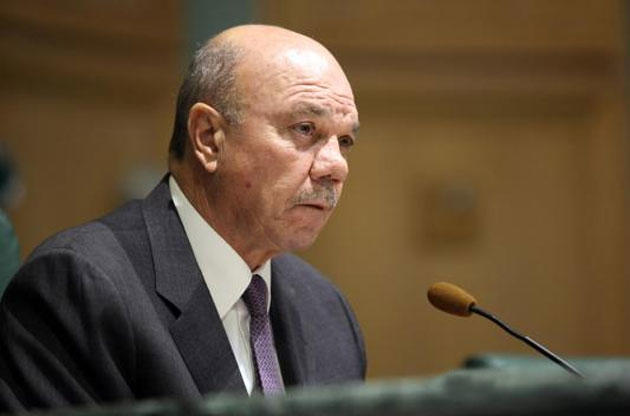 الفايز سنتعامل مع قانون تعديل الدستور بحس وطني عال