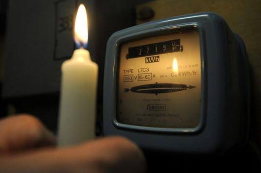 مناقشة ارتفاع المشتقات النفطية وتعرفة الكهرباء