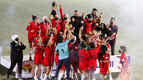 اندية نسوية ترفض المشاركة بنشاط كرة القدم