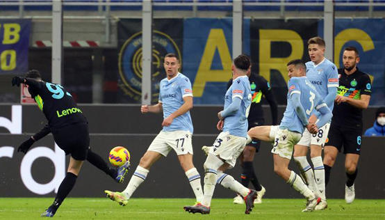 إنتر يستعيد صدارة الكالتشيو بفوز صعب على لاتسيو