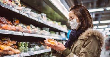 التسوق مرة أسبوعيًا يعرضك للإصابة بكورونا مرة ونص