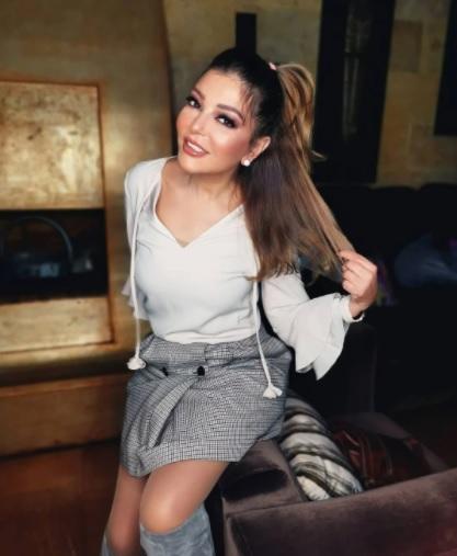 سميرة سعيد تحتفل بعيد ميلادها الـ64 بجلسة تصوير