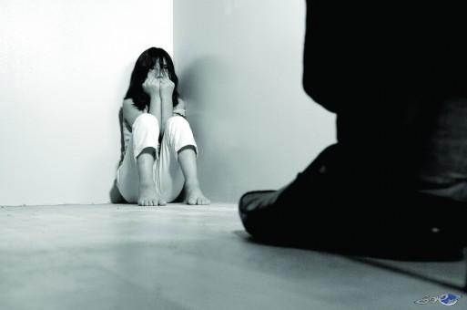 مصر رجل الأعمال المتهم بابتزاز الفتيات جنسيا يبكي خلال اعترافاته 