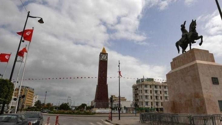 تونس تفرض حظرا لمواجهة متحور اوميكرون 