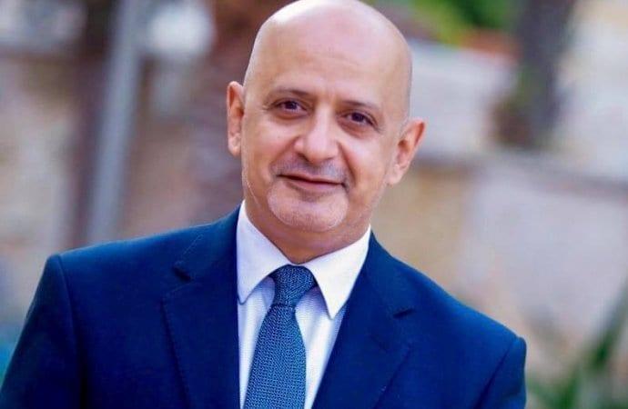 الحاج توفيق يرد على منتقدي الرسوم الجمركية الجديدة