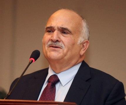 الأمير الحسن يدعو لتجديد الخطاب الفكري 