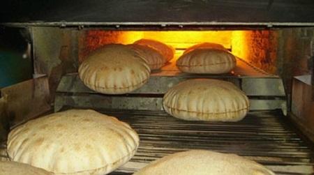 الحكومة تؤكد ضرورة إدامة عمل المخابز والمحروقات 