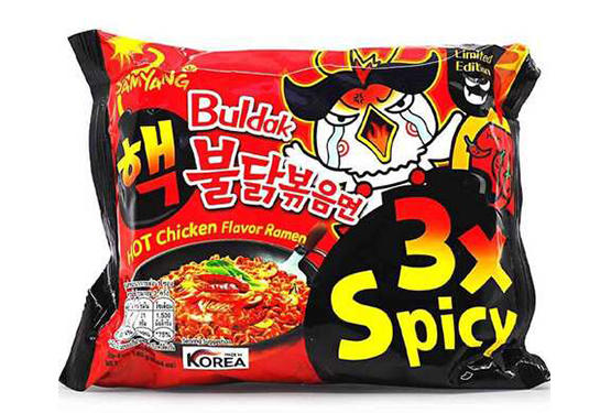 طبيب لـ خبرني الأكل الحار لا يسبب الوفاة