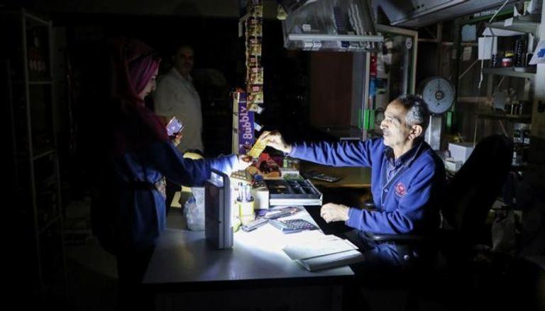 لبنان انقطاع الإنترنت بسبب نقص الوقود