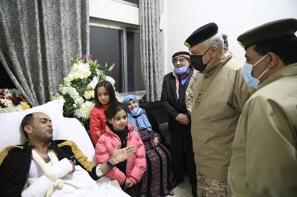 الحنيطي يعود مصابي قوات حرس الحدود