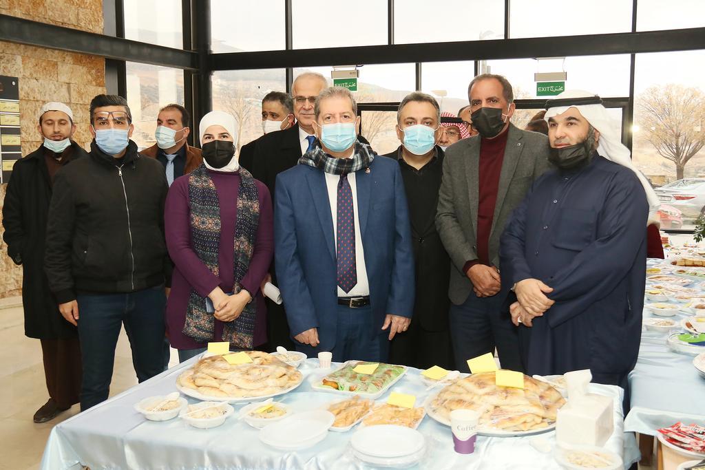 بازار سقيا رحمة في عمان العربية