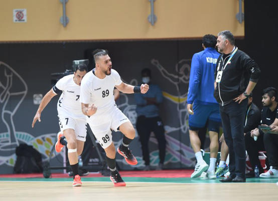 منتخب اليد يخسر أولى مبارياته بالبطولة الآسيوية