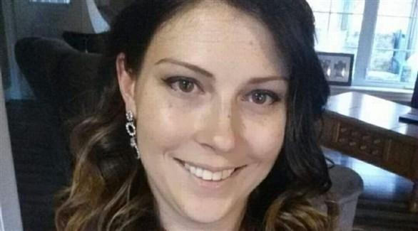  مرض غامض يجعلها تصطدم بالأشياء 