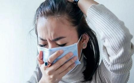 ما الذي يجب عمله عند ظهور أعراض أوميكرون