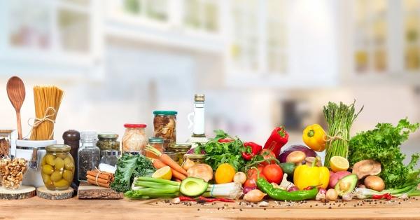 تجنبي حفظ هذه الأطعمة في الثلاجة