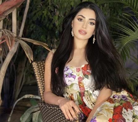 المهرة البحرينية تظهر بـ الهوت شورت  صورة 