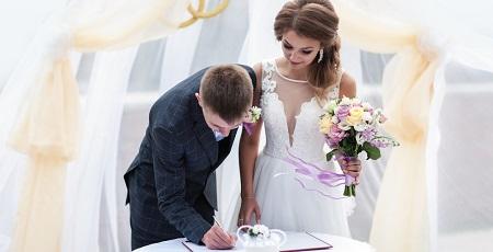 مدينة روسية تمنع الرقص والضحك والتدخين 