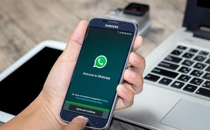 الطريقة الصحيحة لتفعيل خدمة واتسآب بدون إنترنت