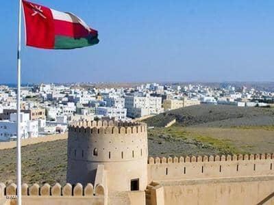 عُمان تعلن إجراءات جديدة لاحتواء كورونا