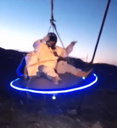 اردني عائد من الفضاء فيديو فكاهي 