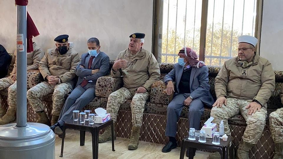 الحنيطي يعزي عشيرة العبيدات  صور