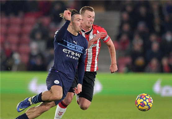 ساوثهامبتون يعطل انتصارات السيتي