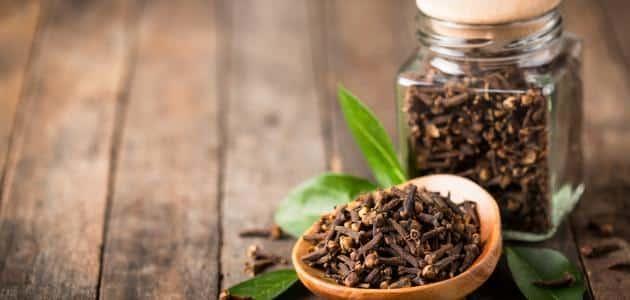 ستفاجئك فوائد القرنفل الصحية للرجال