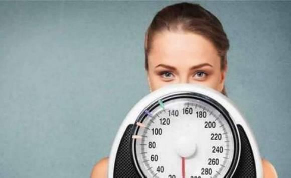 ليس الأكل ولا الرياضة دراسة تؤكد جدك السبب في زيادة وزنك