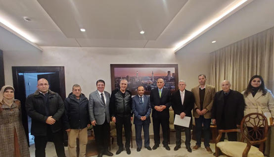 إسقاط وتسوية دعاوى بين الفوسفات وأركان والعون