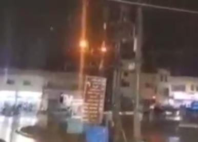 تساقط الثلوج على عبين بمحافظة عجلون  فيديو 