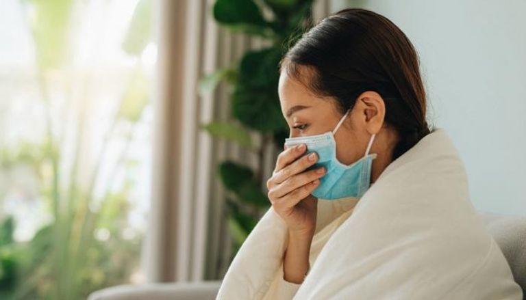 هل يسبب أوميكرون كوفيد طويل الأمد 5 علامات حاسمة