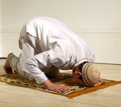 الإفتاء توضح الطريقة الصحيحة لختم الصلاة