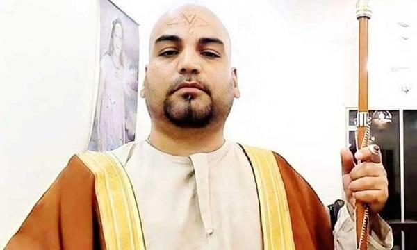 مدعي النبوة يتوعد المصريين ويكشف سر العصا والخاتم