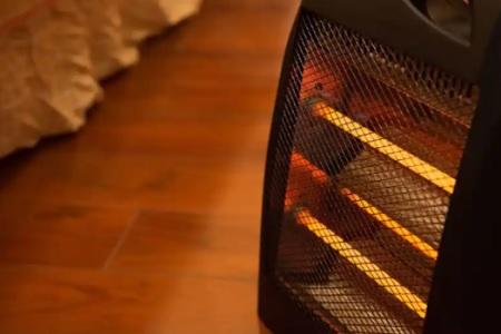 طريقة سهلة لتنظيف المدفأة الكهربائية