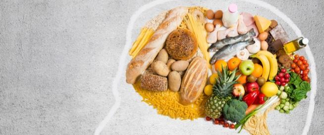 قائمة بأطعمة تهزم القلق تعرف عليها