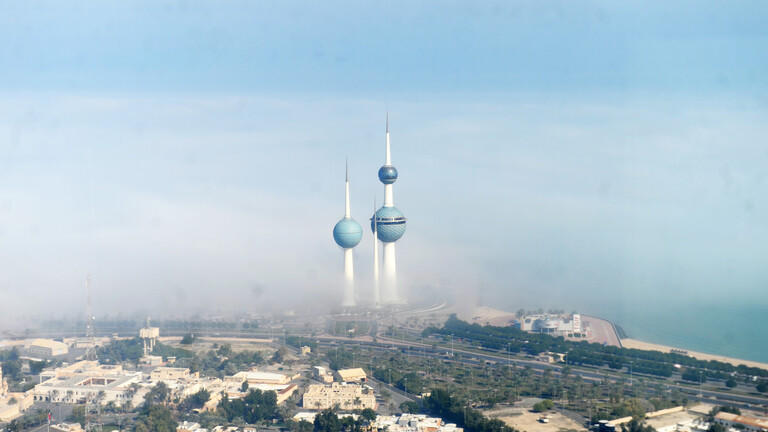 الكويتوفاة عاملة ألقت بنفسها هربا من حريق