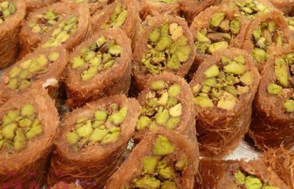 اعملي الكنافة بالمكسرات بمكونات اقتصادية وبطعم لذيذ جداً