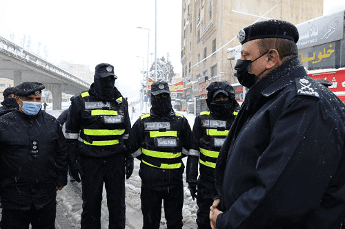 مدير الامن العام نناشد المواطنين بعدم الخروج 