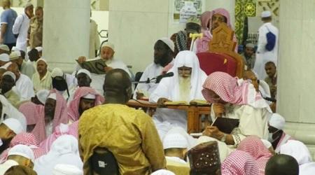 قضى 70 عاماً في تقديم الدروس بالحرم وفاة الشيخ أبو زكريا