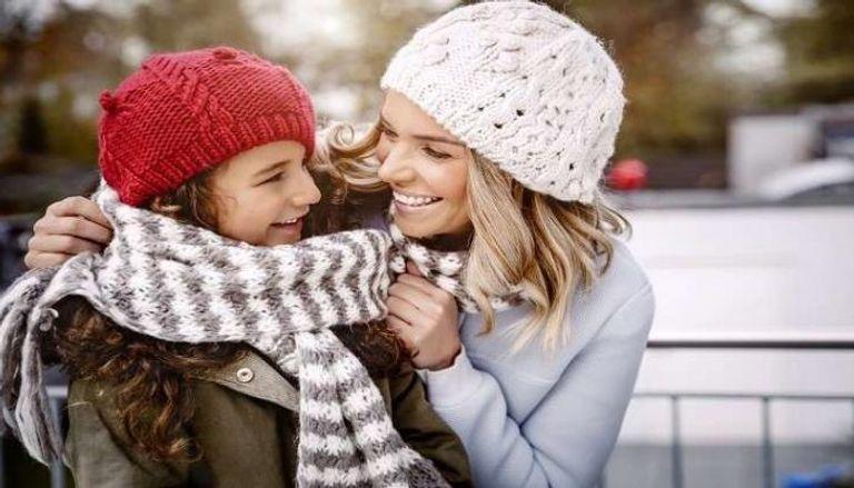 كيف أدفئ جسمي في الشتاء طرق طبيعية ومشروبات