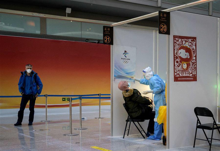 أوميكرون مرضى يعانون من عارض جديد