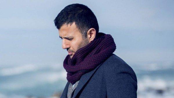 حمزة نمرة يتغيب عن جنازة والده بسبب كورونا