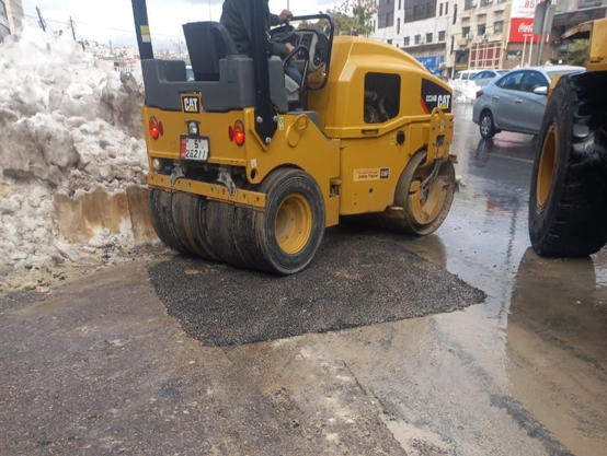 الامانة تطالب بالابلاغ عن تهبيطات الطرق