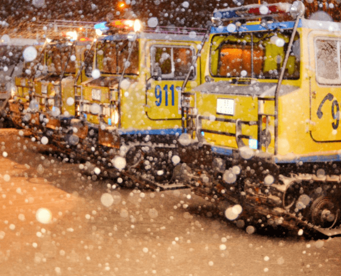 الدفاع المدني 336 حالة ولادة خلال الثلوج