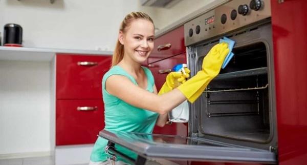 هذا الزيت خارق لتنظيف الغاز يجب أن تعرفيه